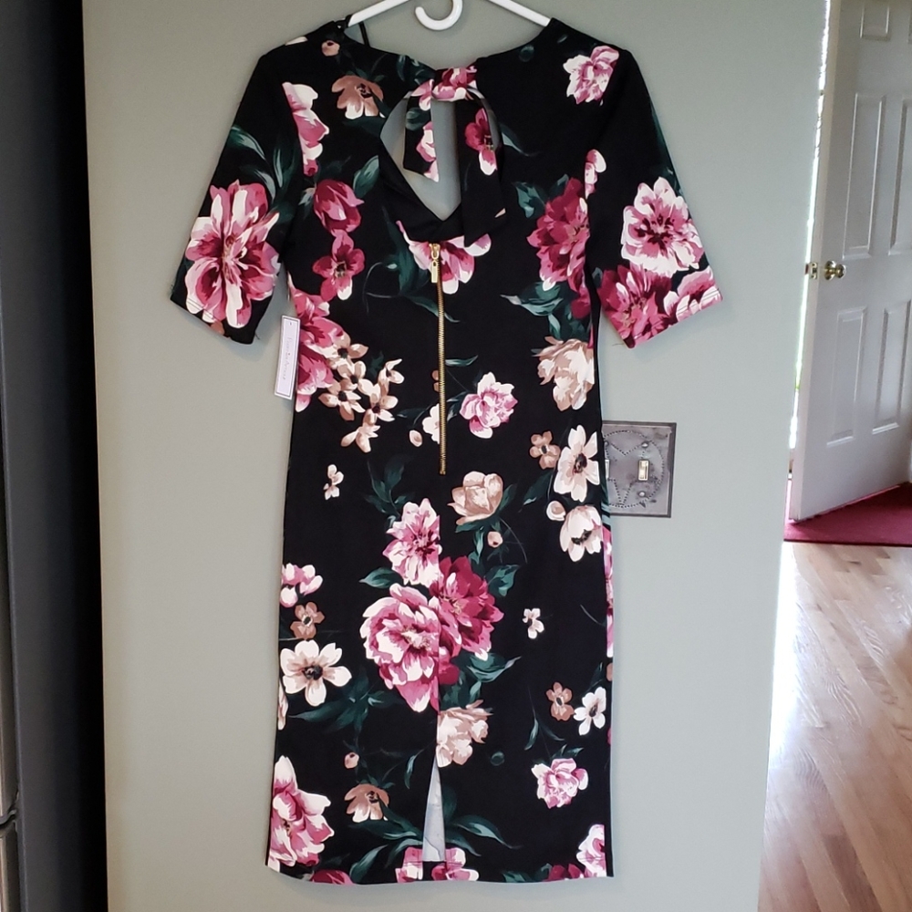 Dress - Picture 2 of 4